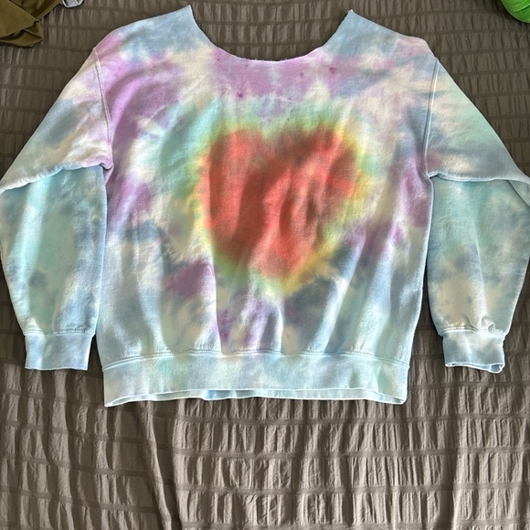 Heart tye die crew neck - Picture 2 of 2